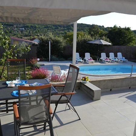 Holiday Home On Dugi Otok - Otok Brbinj Exteriör bild