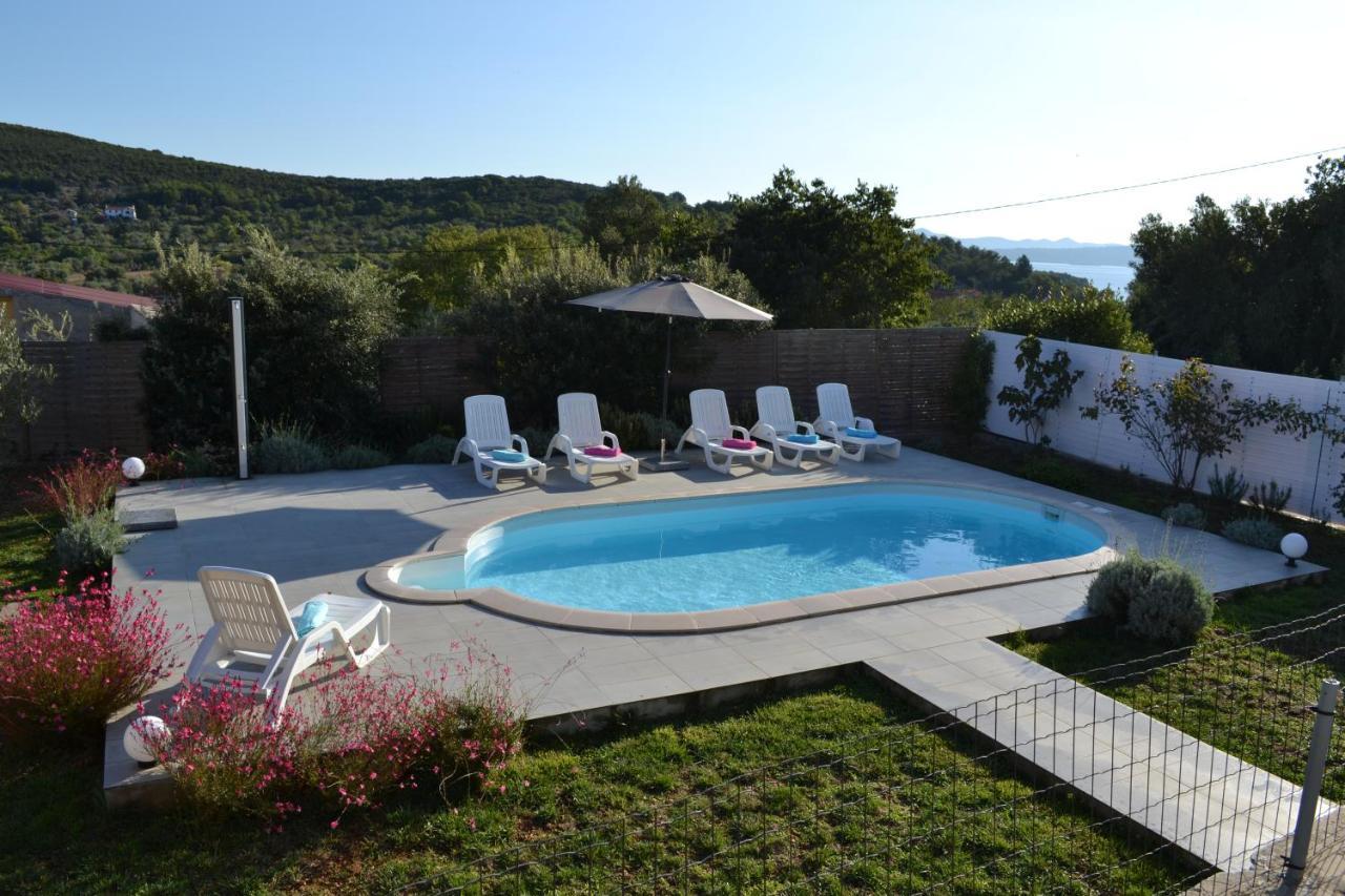 Holiday Home On Dugi Otok - Otok Brbinj Exteriör bild
